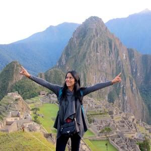 Meet your Posher, Lina